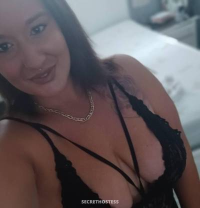 27 Year Old Asian Escort Montreal Brunette - Image 3