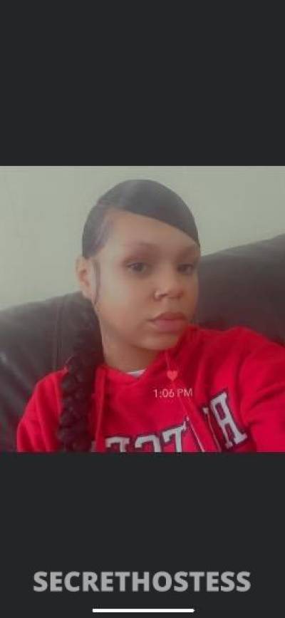 22 year old Escort in Buffalo NY InCall specials hmu