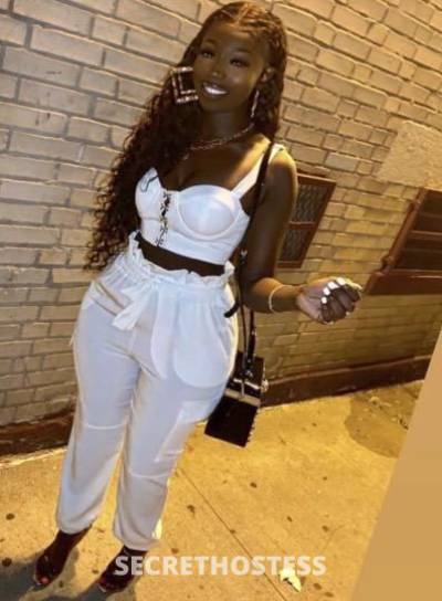 22 year old Escort in Buffalo NY brownskin barbie Incalls and outcalls