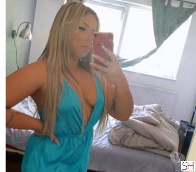 22Yrs Old Escort Size 10 Buckinghamshire Image - 5