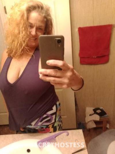 53 Year Old Escort Fort Lauderdale FL - Image 3