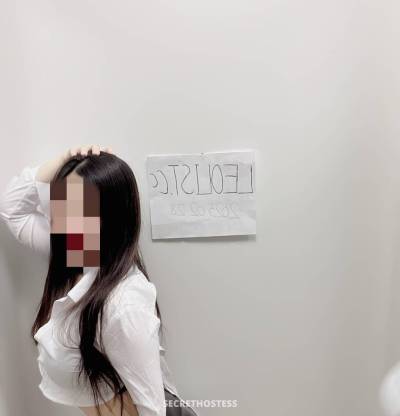 28 Year Old Asian Escort Vancouver Black Hair - Image 1