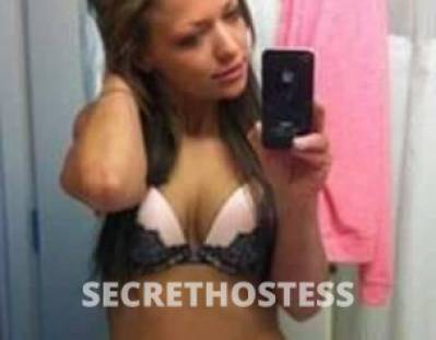 32 year old Asian Escort in Winnipeg Hey guys Cute Girl Next Dior last pocts me now