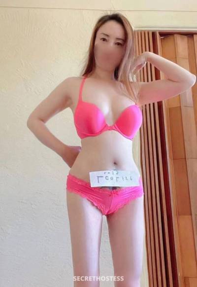 25 Year Old Asian Escort Victoria - Image 4