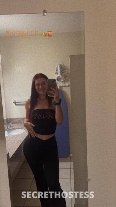 Petite Pretty Snow incall available in Sacramento CA