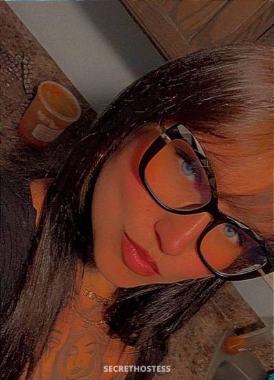 21 year old Escort in Fredericton New sexy and spontaneous babe in fredricton (hotel service