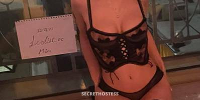 22 Year Old Canadian Escort Vancouver - Image 2