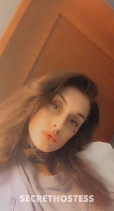 21 year old Russian Escort in Tampa FL Petite Russian Cumbucket INCALL and OUTCALL