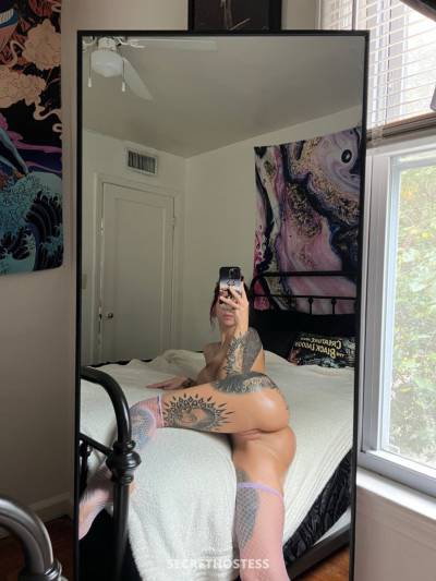 26 year old Escort in Rockford IL Escort available for hookup