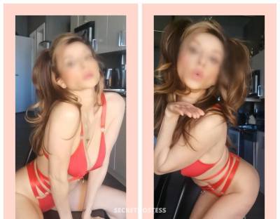 39 Year Old Asian Escort Ft Mcmurray Brunette Hazel eyes - Image 9