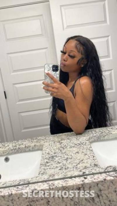 22 year old Escort in Rochester NY Freaky Come Tasteee
