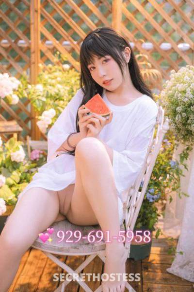 21 Year Old Asian Escort Brooklyn NY - Image 3