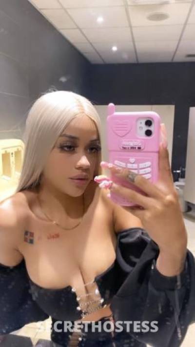 22 year old Escort in Seattle WA Hey my love I m available
