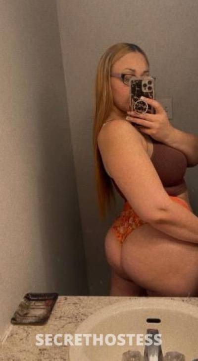25 year old Escort in Wilmington NC Thick Red Bone Come Play in my Water Park