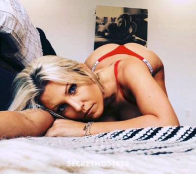 32 year old Escort in Knoxville TN I’m available for Cardate,Massage&amp;hookup for both 