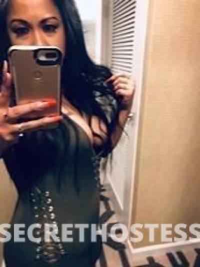 41 Year Old Asian Escort Detroit MI - Image 2