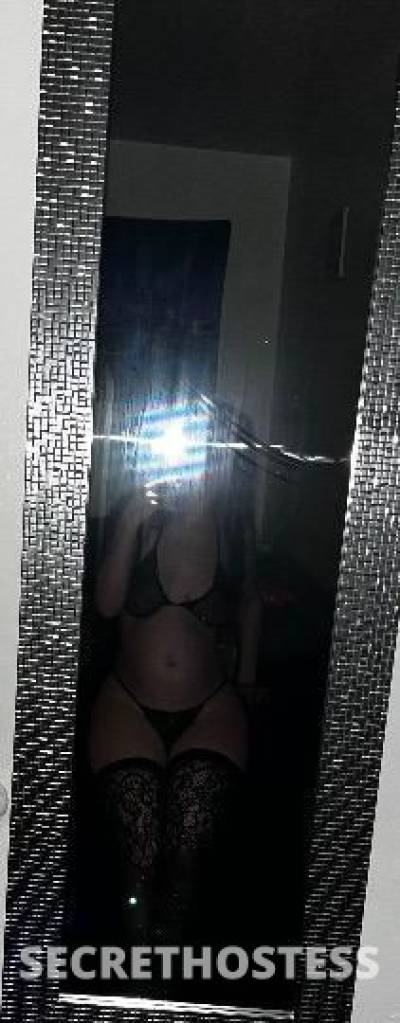 19 year old Escort in Los Angeles CA Come have some fun with Sexy Red Head Barbie