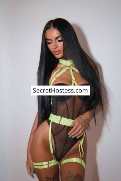 24 Year Old Caucasian Escort Hanoi Brunette Green eyes - Image 1