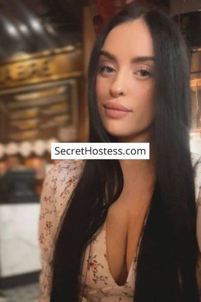 25 Year Old Caucasian Escort Rome Black Hair Blue eyes - Image 1