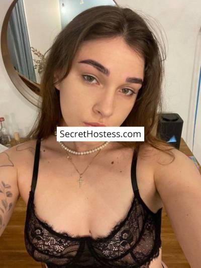 19 year old Caucasian Escort in Dubai Marta, Agency