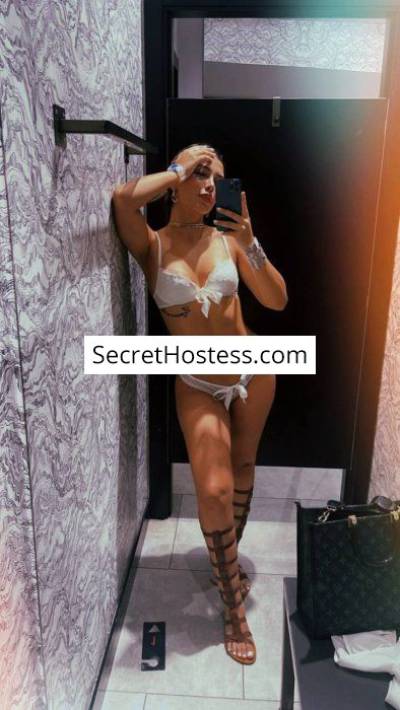 23 Year Old Latin Escort Split Blonde Brown eyes - Image 4