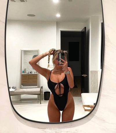 25 year old Asian Escort in Decatur IL ?Hey baby Text xxxx-xxx-xxx I want you to cum inside my 