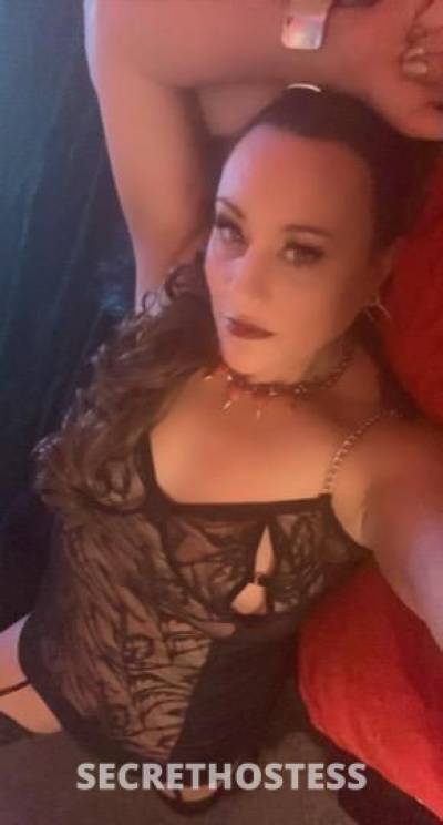 41Yrs Old Escort Albany NY Image - 2