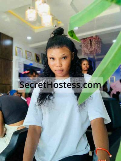 23 Year Old Nigerian Escort Tema Black Hair Brown eyes - Image 3