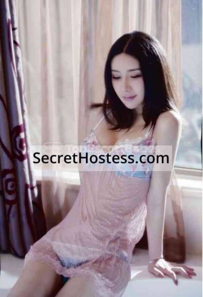 22 Year Old Vietnamese Escort Abu Dhabi Black Hair - Image 4