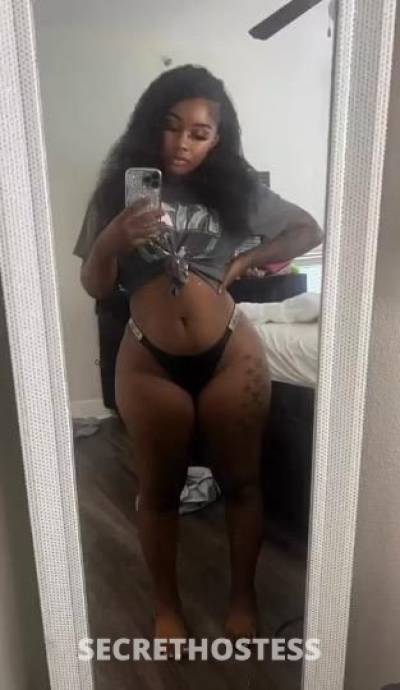 Slim thick upscale beauty in Fresno CA
