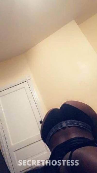 19 Year Old Escort Philadelphia PA - Image 2