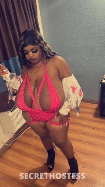 21 year old Escort in Bakersfield CA JUICYY SPECIALS LIMITED TIME ONLY Looking For a Good 