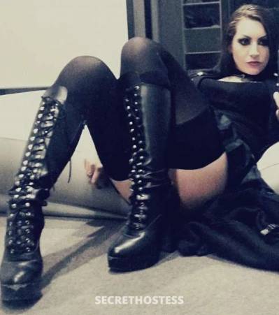 34 year old Australian Escort in Preston Melbourne Come grab my head with both hands and fuck my pretty little 