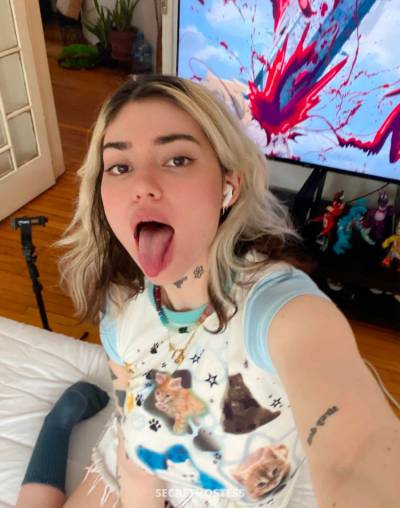 23 year old Escort in Edmonton ?Sammysbaby-1 is my Snapchat??❄️. HOT ESCORT FOR ALL 