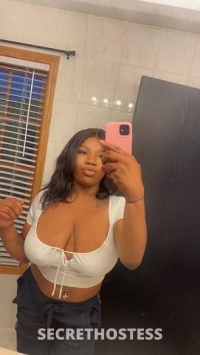 23 year old Escort in Madison WI pay to play w freaky Kaykay
