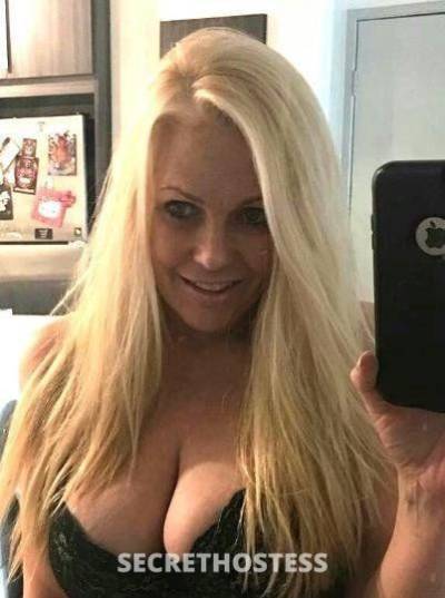 39 Year Old Escort Los Angeles CA Blonde - Image 2