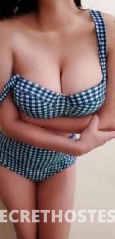 Mary at Burnie, Book an Erotic Experience with Juicy Pussy in Burnie