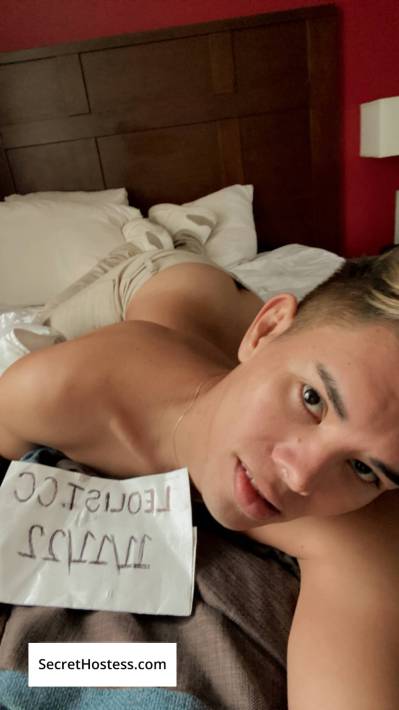 Edgar Caballero 24Yrs Old Escort 75KG 185CM Tall Vancouver Image - 3