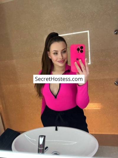 20 Year Old Caucasian Escort Berlin Brown Hair Brown eyes - Image 2