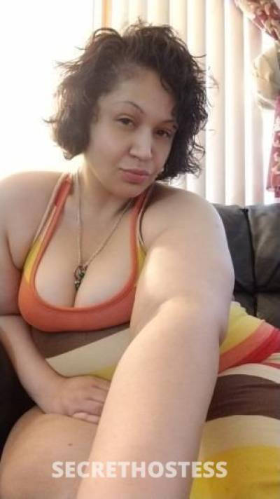 37 year old Escort in Staten Island NY Bbw throat god