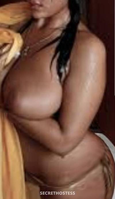 27 Year Old Indian Escort Toronto - Image 4