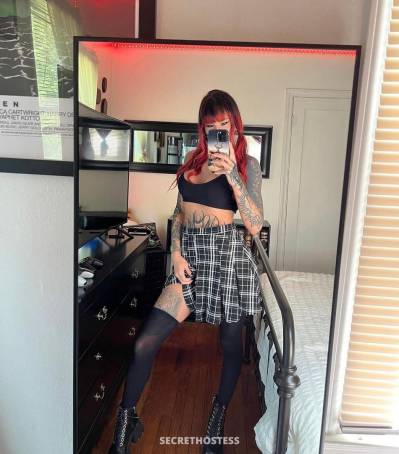 26 year old Escort in Cariboo Escort available for hookup