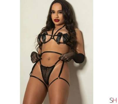 22 year old Latino Escort in Chatham Kent SUZY NEW FACE IN TOWN, Independent