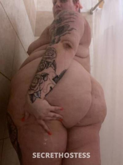 40 year old Escort in Roswell NM Hey guys its rochelle here im new in town