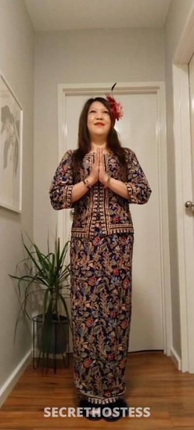 28 year old Indonesian Escort in Waterloo Sydney BALINESE Beauty sexy Naught girl love all FANTASY to spoil 