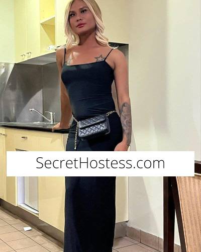 25 year old Asian Escort in Darlinghurst Sydney Tranny hunk just landed in sydney