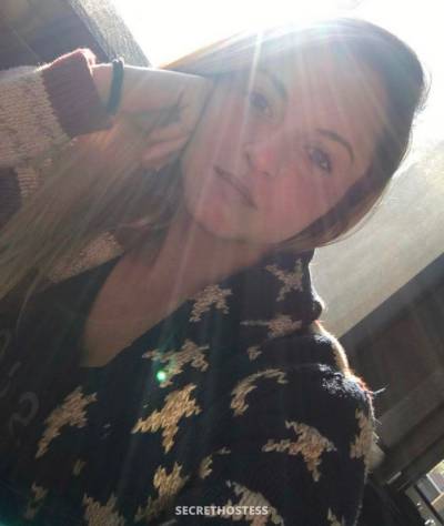 32 year old Escort in Iowa City IA Hangout and Date