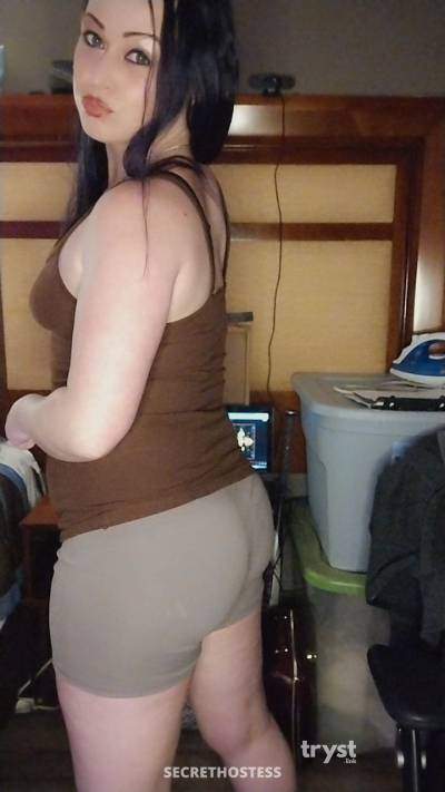 30 Year Old Caucasian Escort Charlotte NC Brunette - Image 1