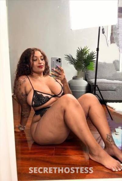 40 year old Escort in Fresno CA Older mom of 40 Yrs curvy blonde milf at your service - 40