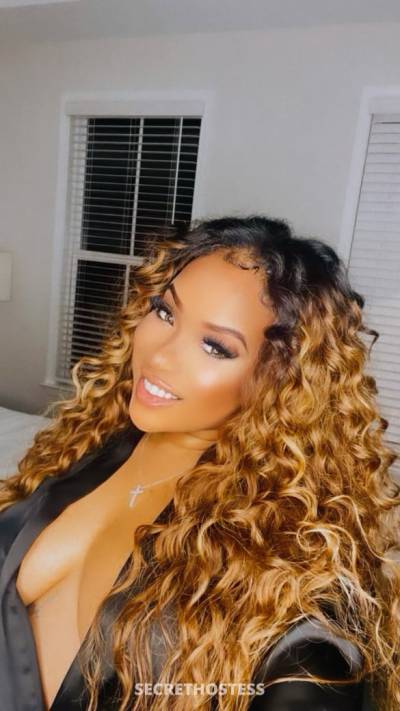 Escort 157CM Tall Atlanta GA Image - 3